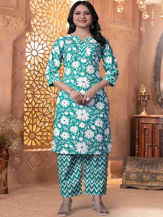 Women Floral Printed Cotton Kurta with Trousers