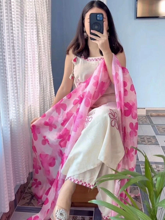 Women Floral Embroidered Regular Thread Work Kurta with Trousers & With Dupatta