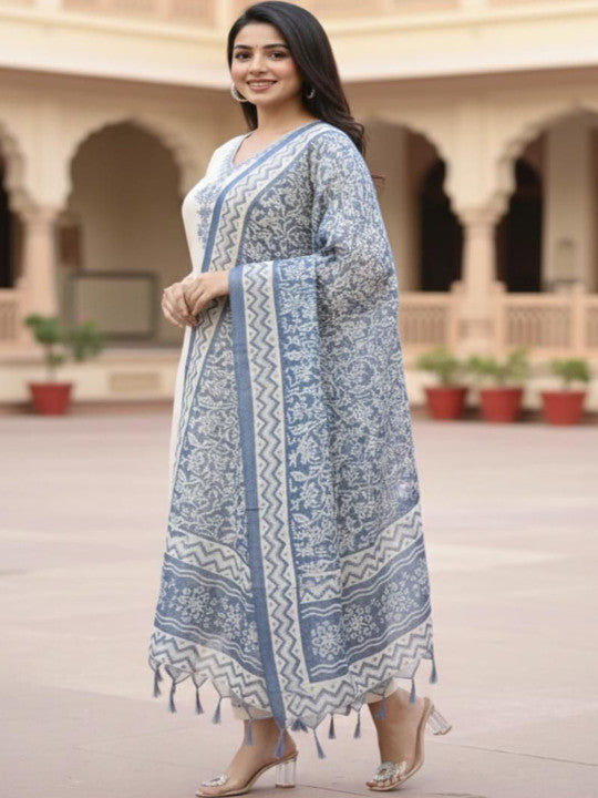 Women Ethnic Motifs Embroidered Regular Thread Work Kurta with Trousers & With Dupatta