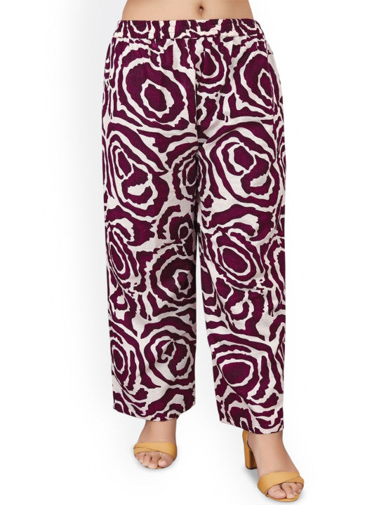 Women Printed Regular Kurta with Trousers