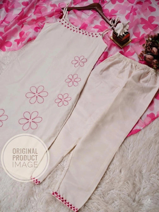 Women Floral Embroidered Regular Thread Work Kurta with Trousers & With Dupatta