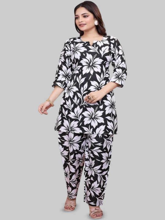 Women Floral Printed Kurta with Trousers